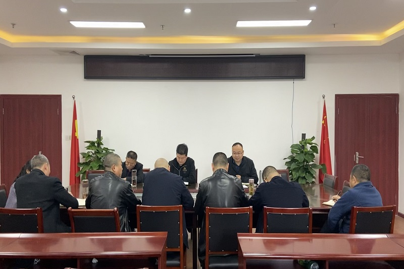 交投集团党委委员、副总司理赵仕仁到Z6尊龙凯时集团调研座谈